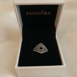 Pandora Geometric ring size 6.